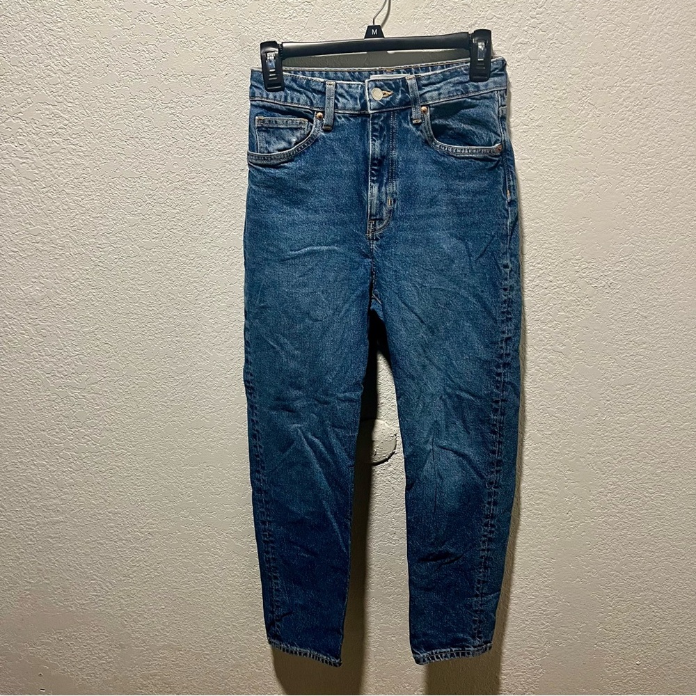 H&M Medium Wash Straight Stretch High Rise Denim Blue Jeans